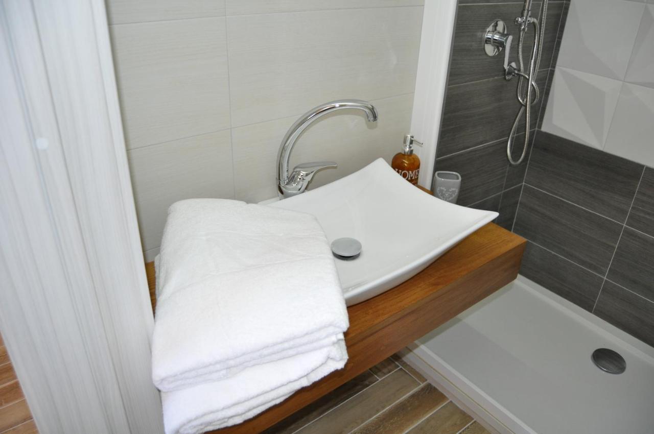Bed and Breakfast Calypso Il Binario Elegance Palermo Exterior foto