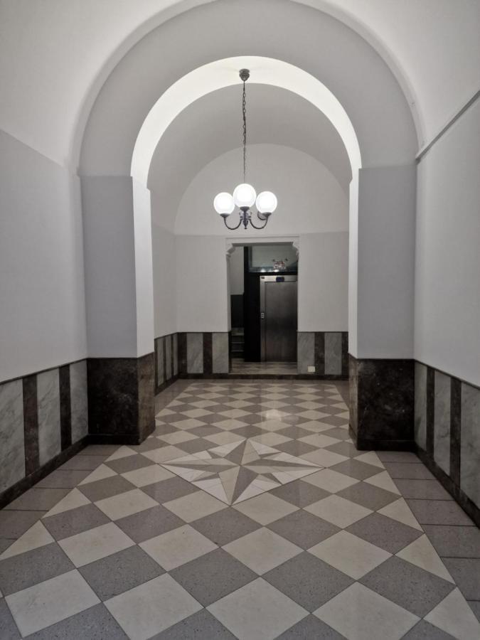 Bed and Breakfast Calypso Il Binario Elegance Palermo Exterior foto