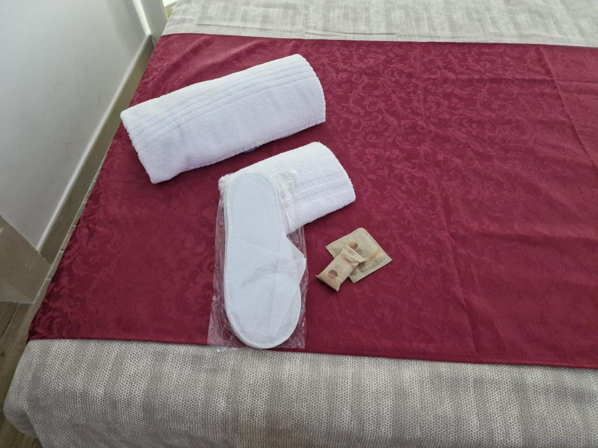 Bed and Breakfast Calypso Il Binario Elegance Palermo Exterior foto
